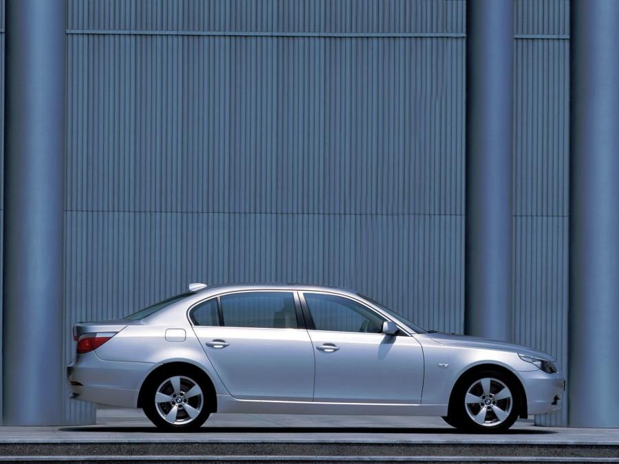  BMW Brilliance 530Li 2007 года  (CN) (фото 31 из 33)